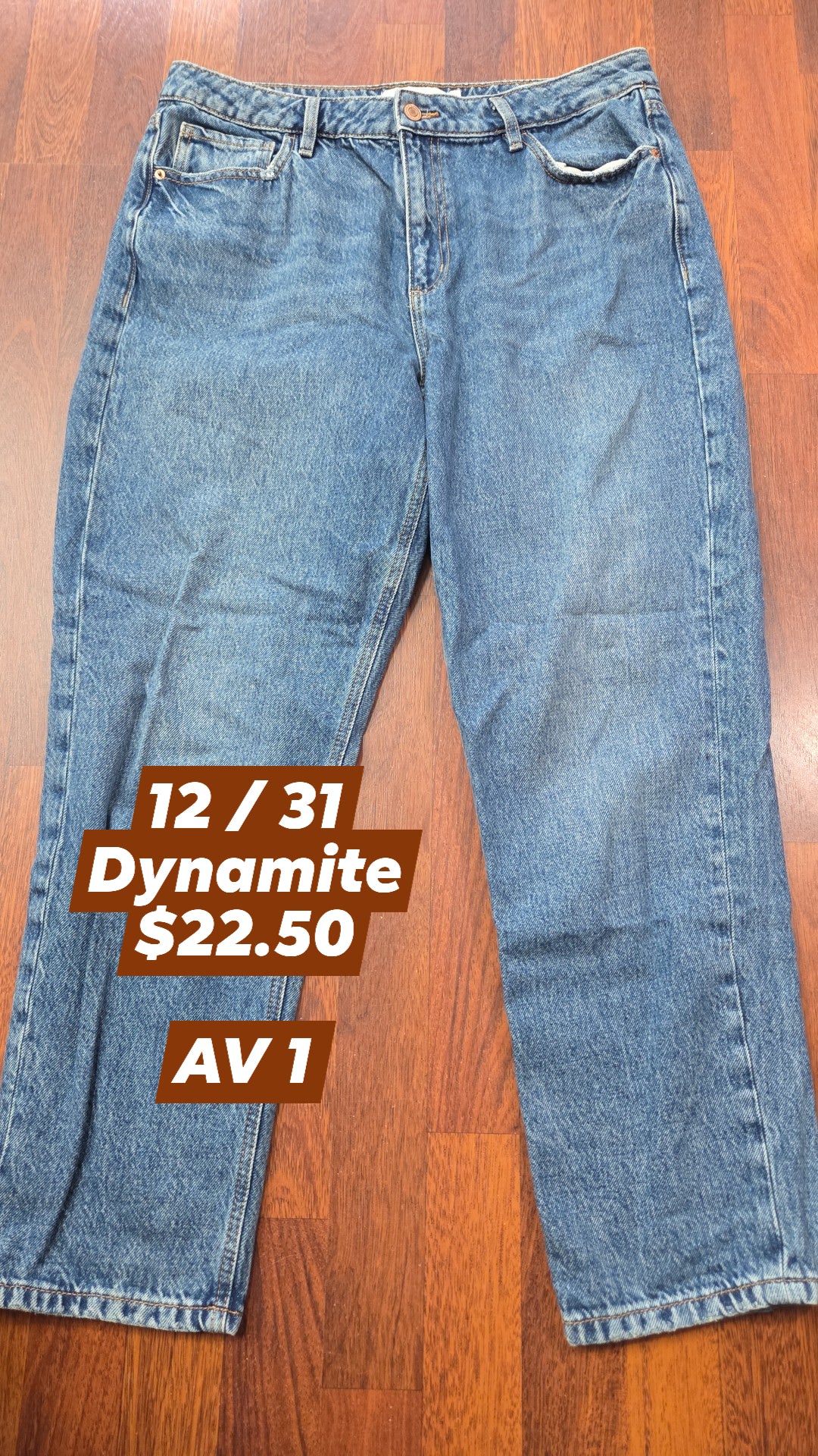 Size 12 / 31