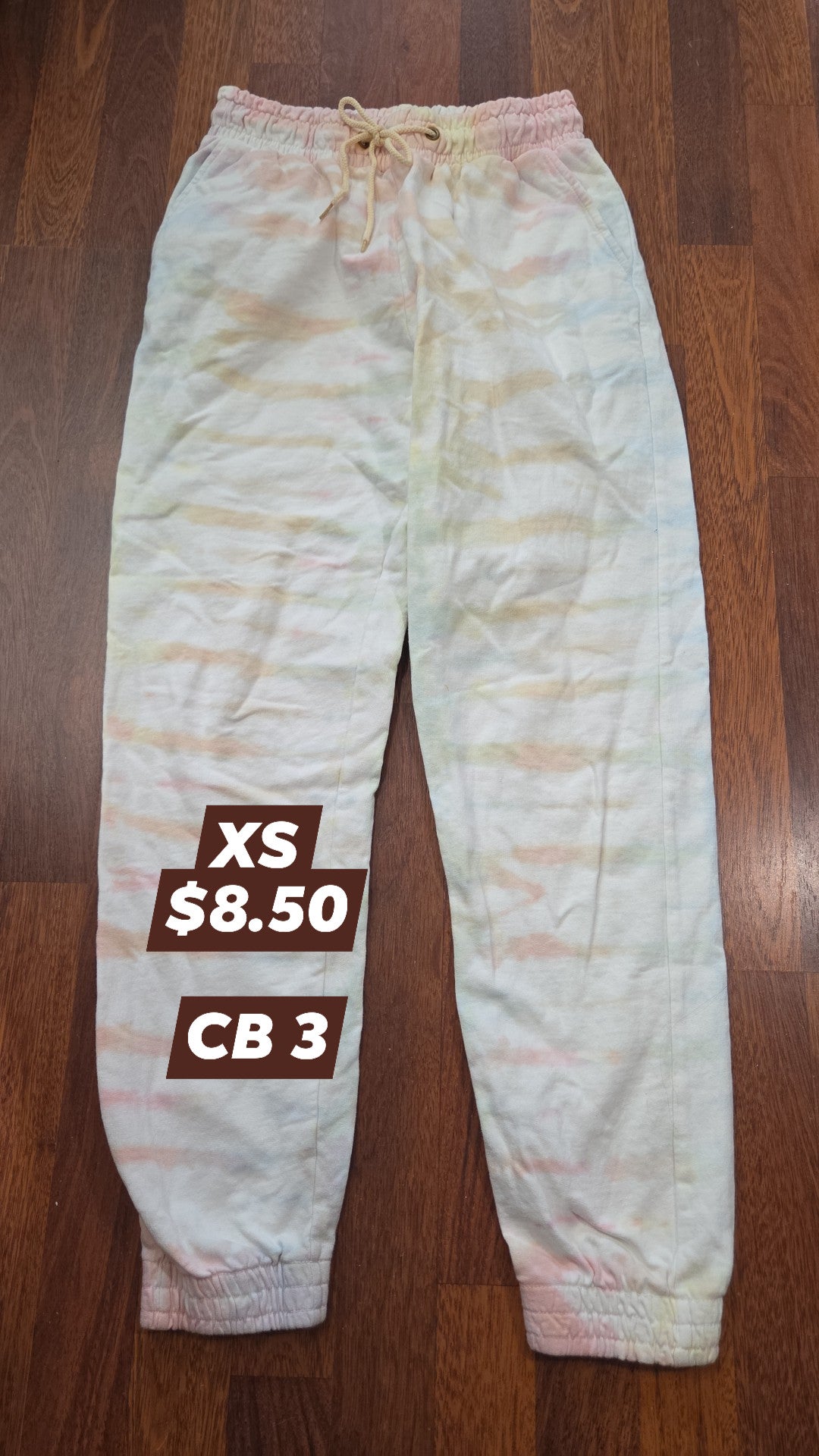 XS