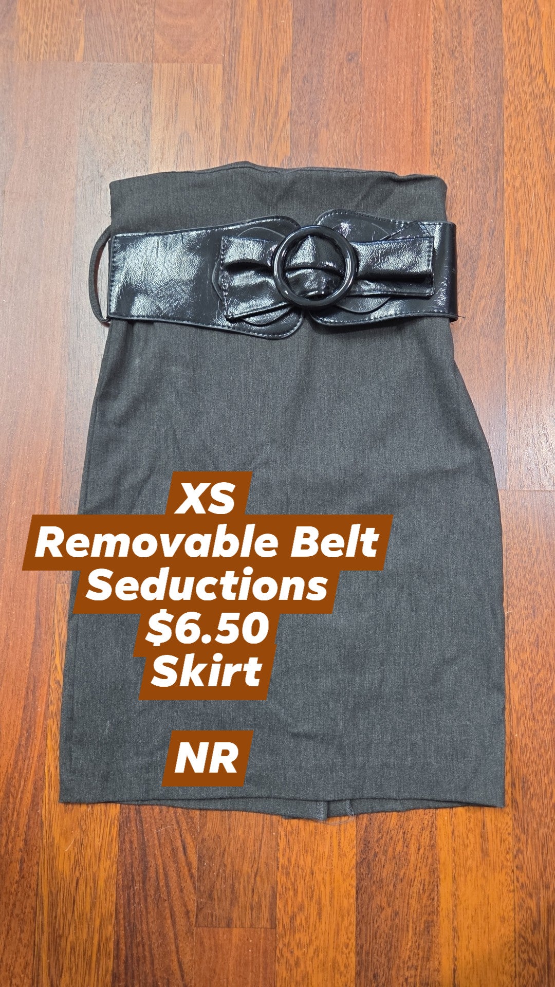 XS