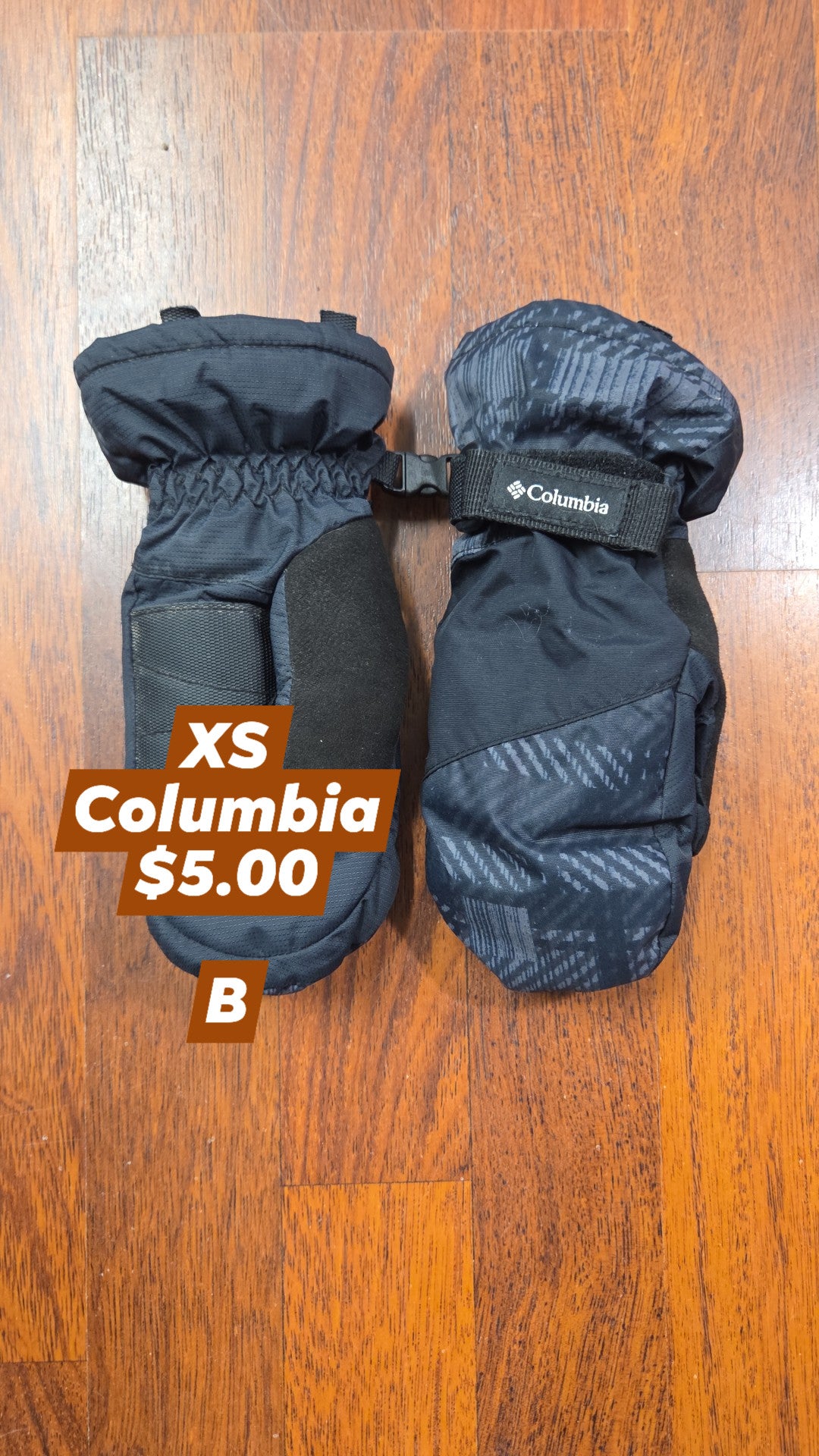 XS