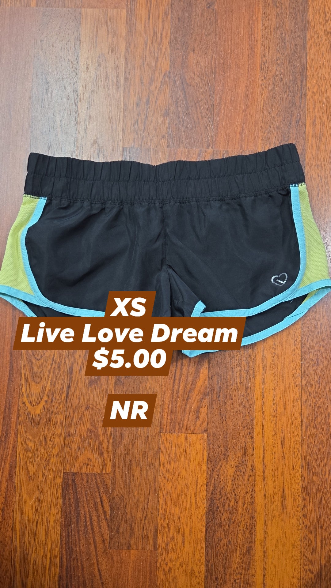 XS
