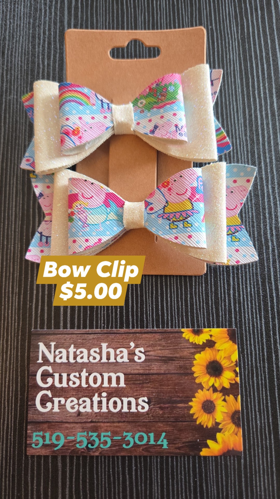 Natasha's Custom Creations - Bow Clips - Pair - Peppa Pig