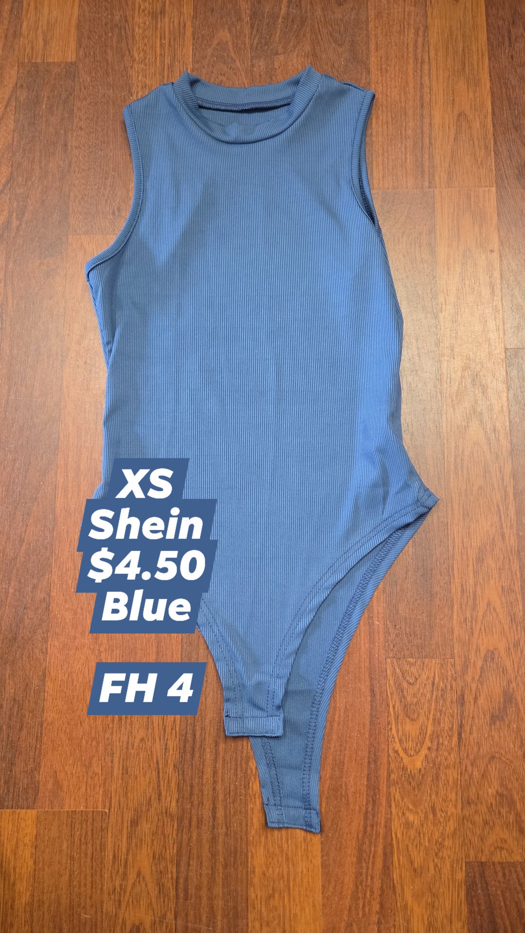 XS
