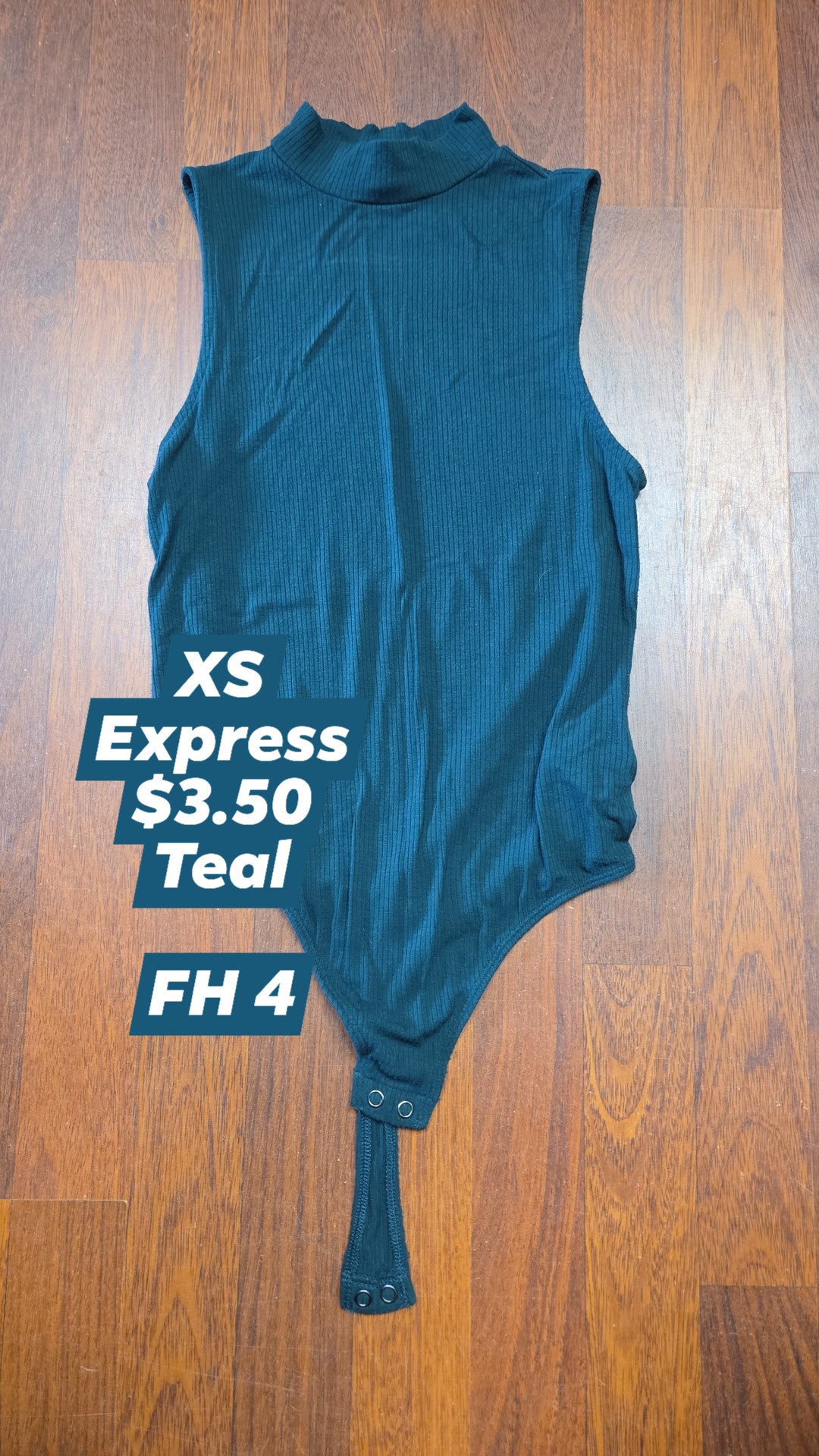 XS