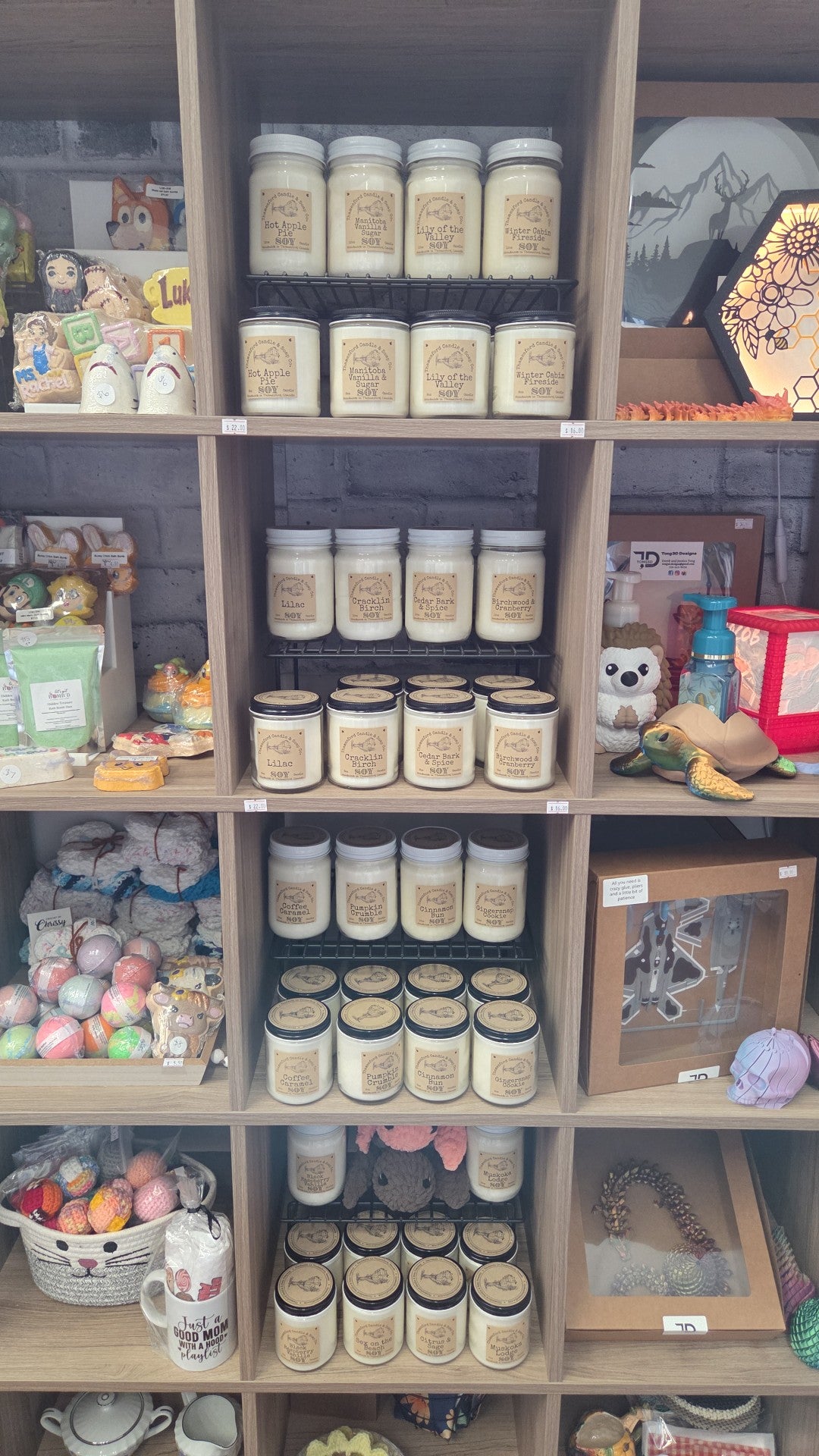 Thamesford Candle - Stock Photo of store at 90 Samnah in Ingersoll
