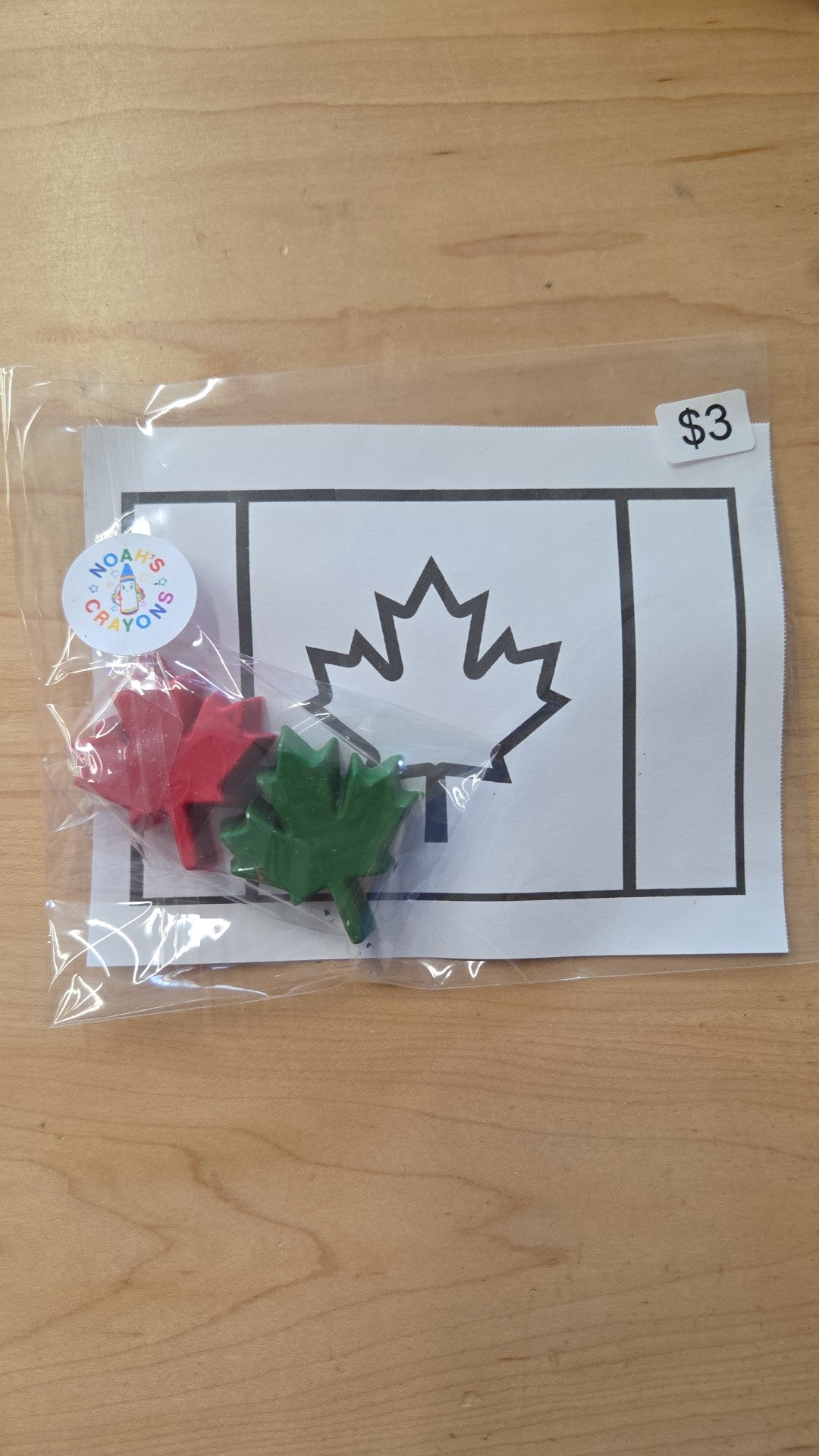 Noah's Crayons - Canada Day with colouring sheet - Surprise Colour