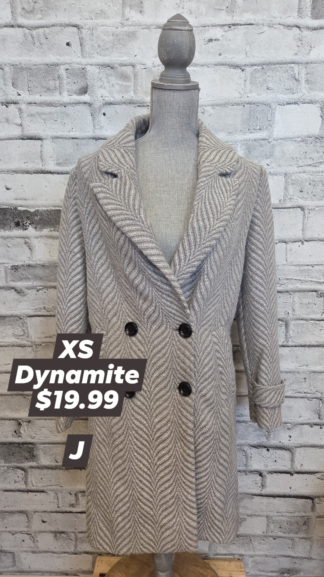 XS