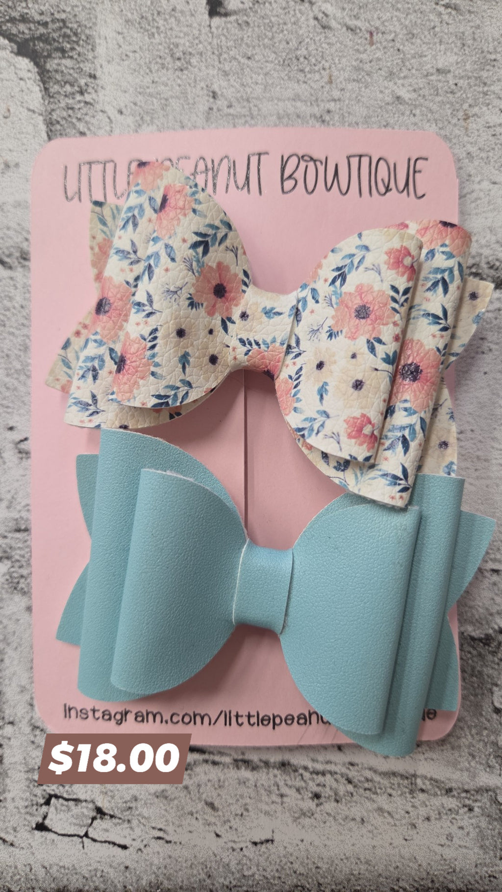 Little Peanut Bowtique - Double Bows