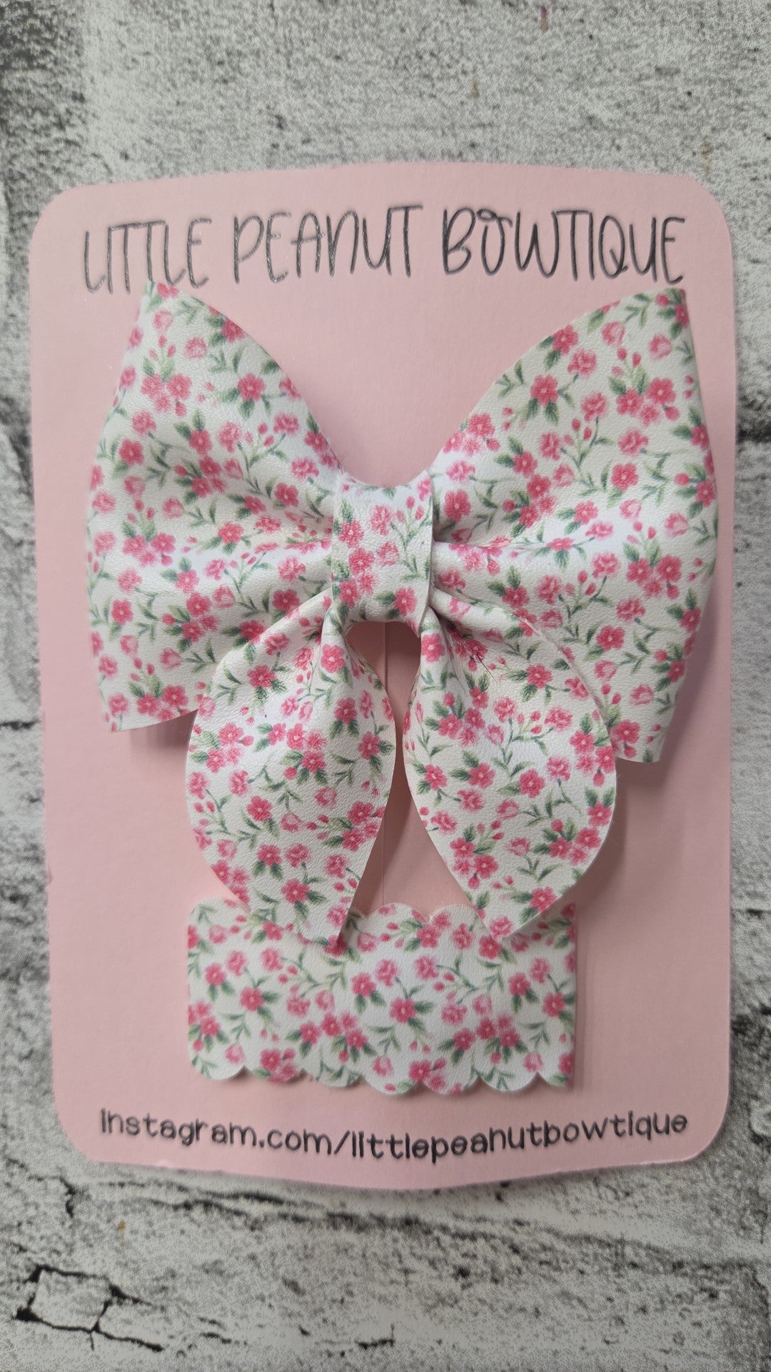 Little Peanut Bowtique - Bow & Snap