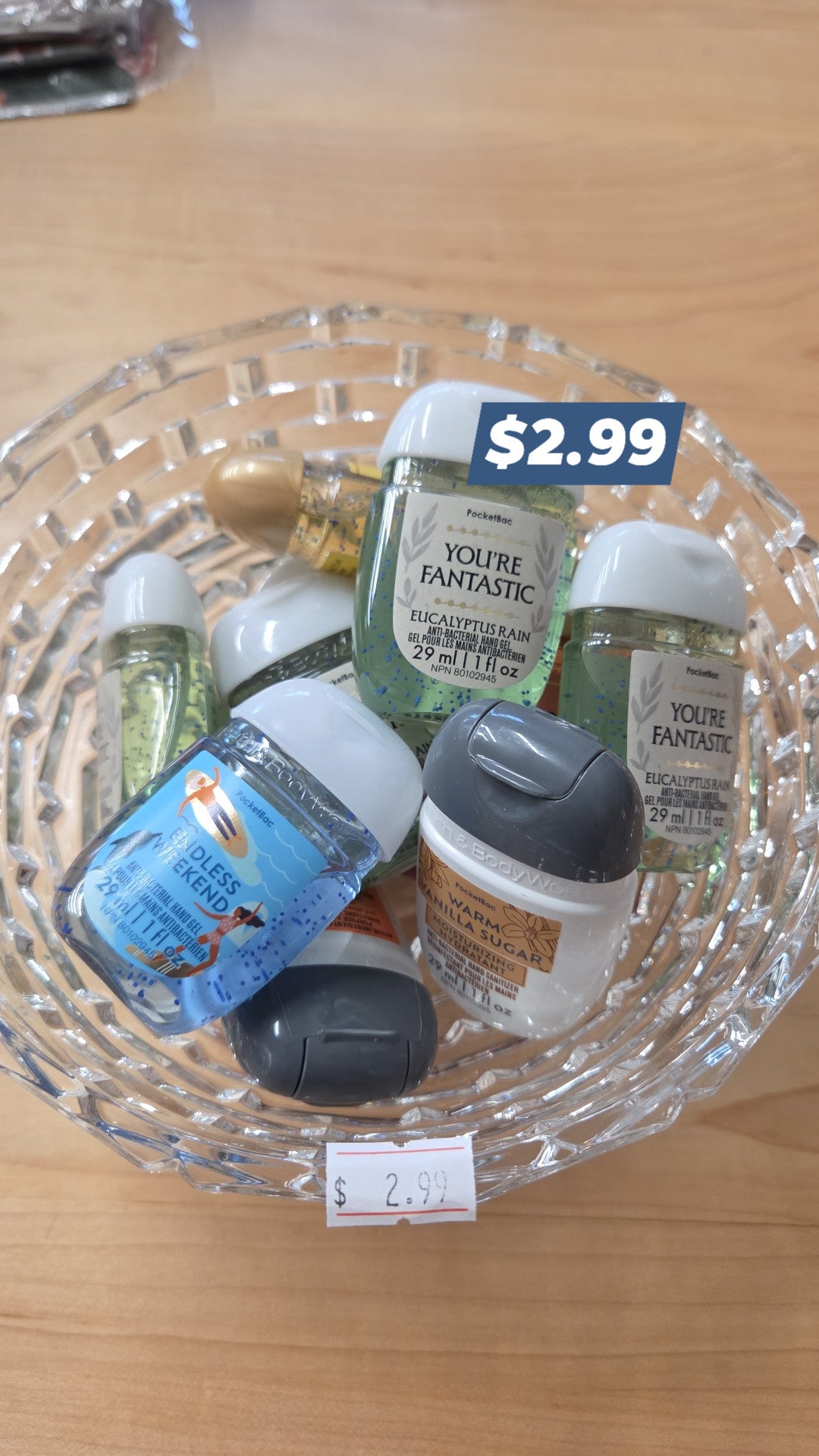Bath & Body Works - Sanitizer - Surprise Scent