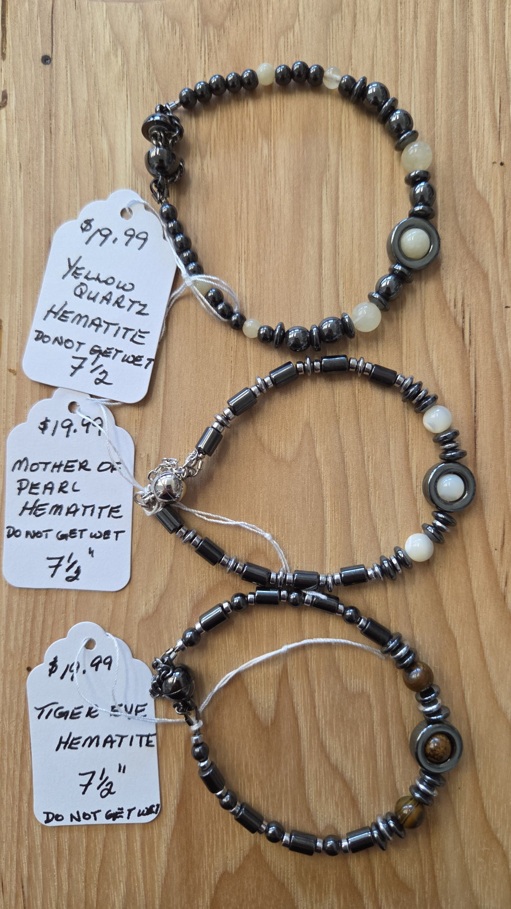 Bee Happy - Bracelets - Hematite