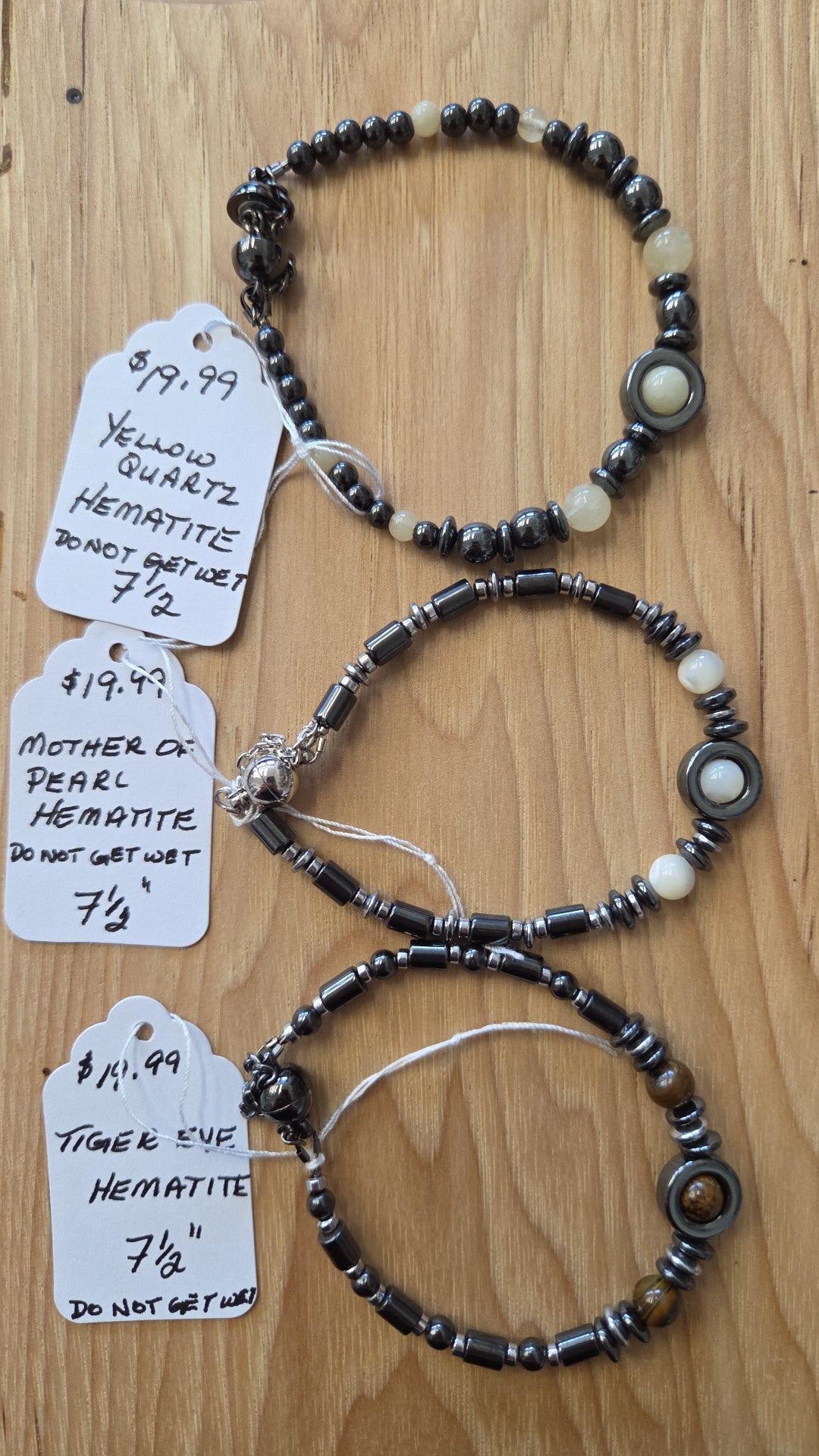 Bee Happy - Bracelets - Hematite