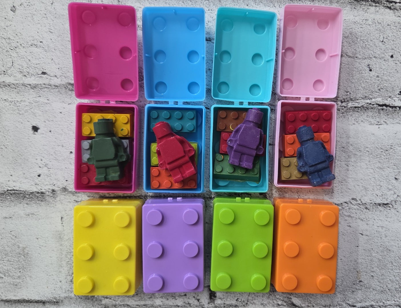 Noah's Crayons - Lego Box - Surprise Colour