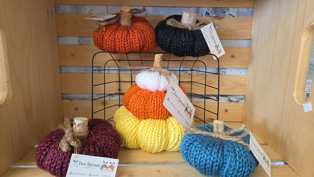 Two Sprouts Knits - Pumpkins