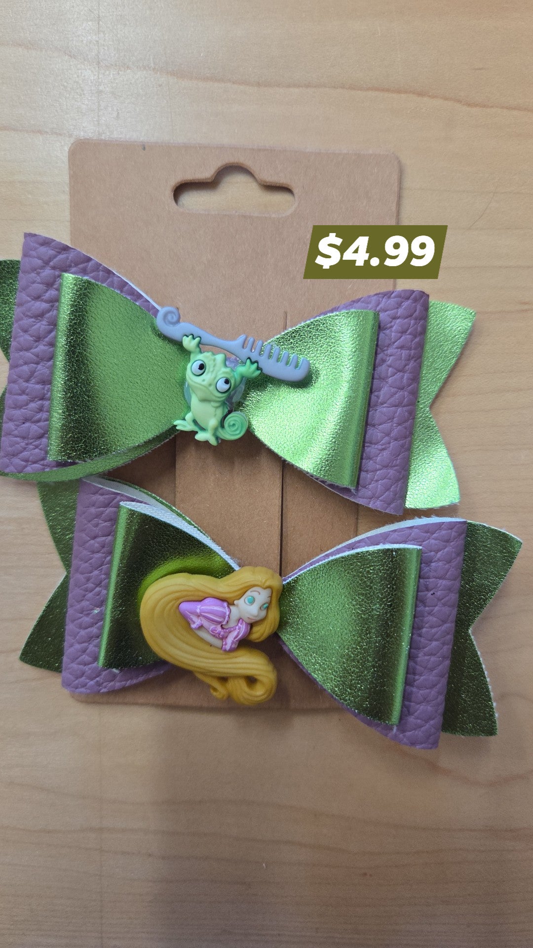 Natasha's Custom Creations - Double Bows