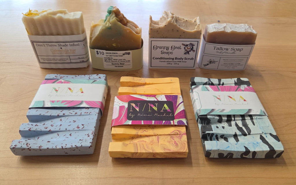 N/Na by Nina - Striped Soap Dishes - Surprise Colour