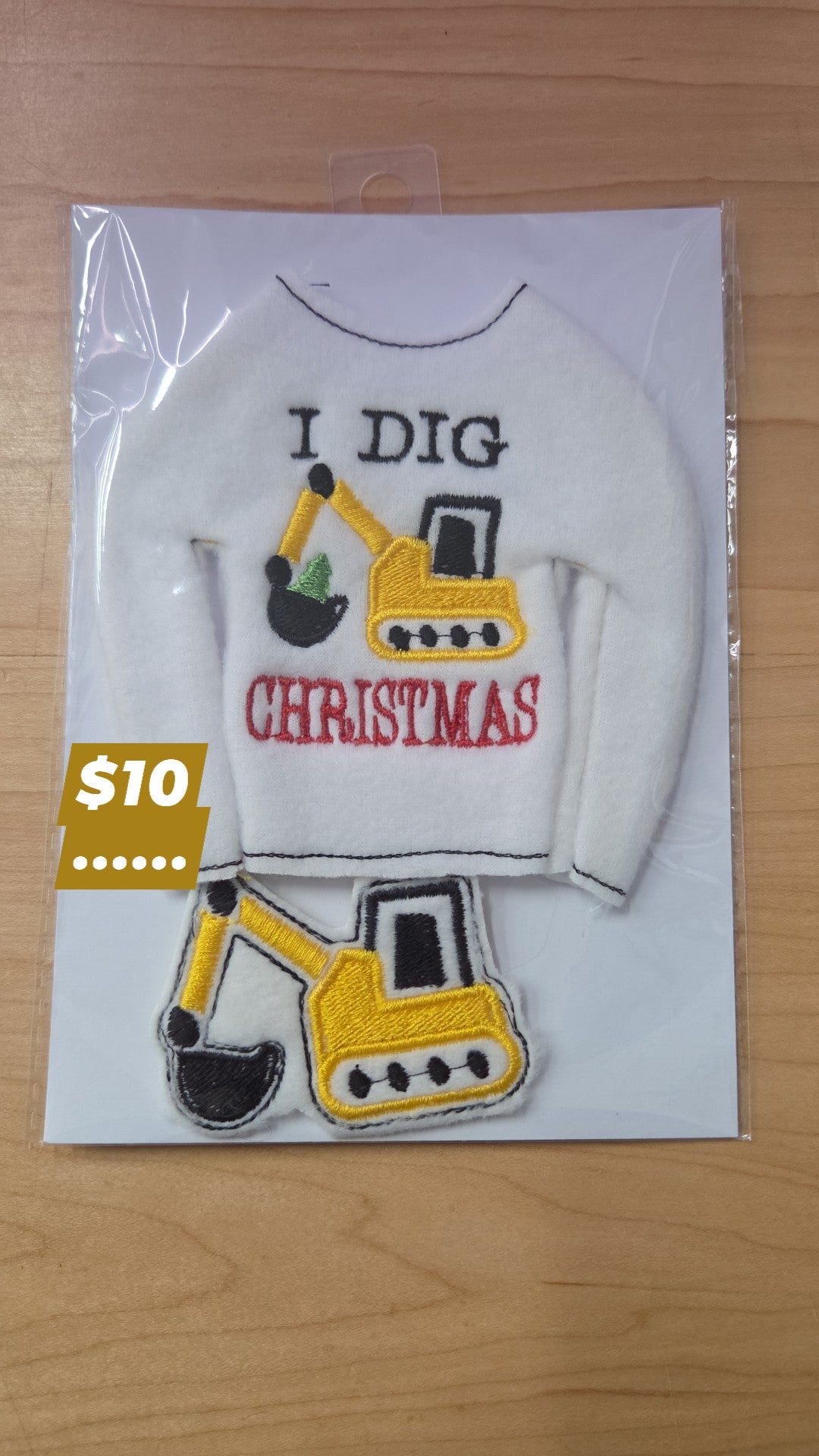 Stitch by Stitch Gift Boutique - Elf - I dig Christmas