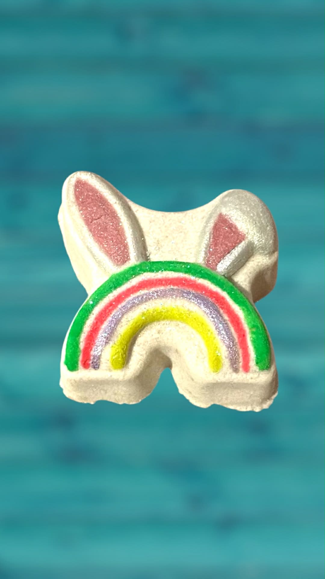 Bunny Rainbow - Colouring releasing Bath Bomb