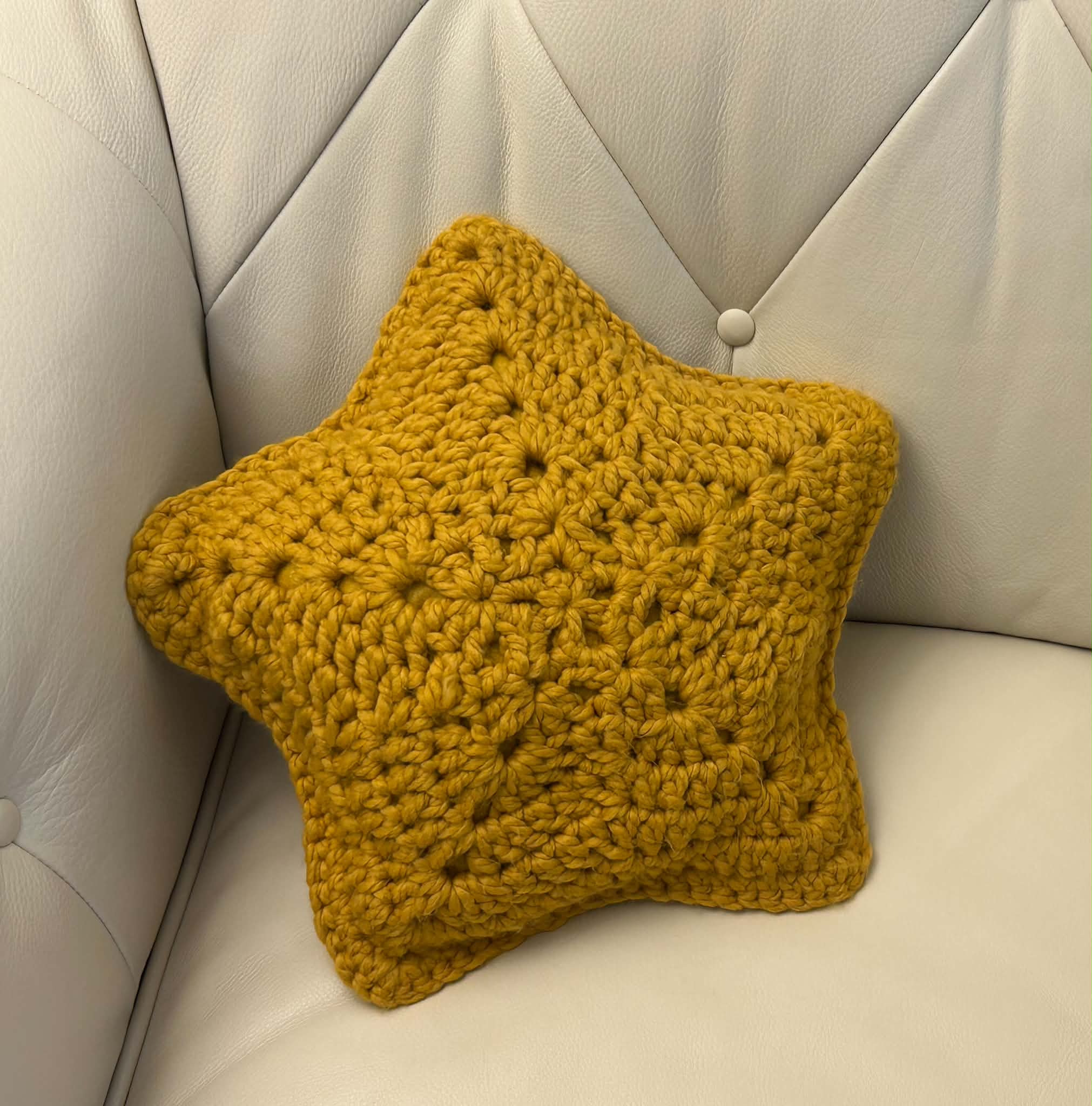 Mallow Crafts - Crochet Pillows