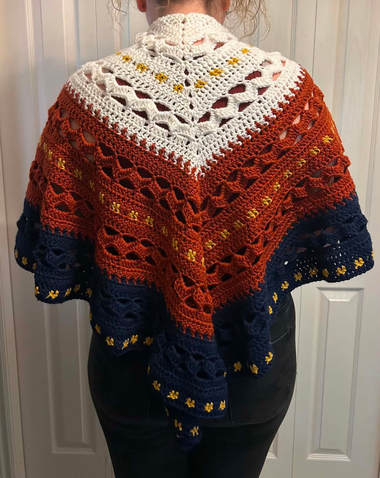 Mallow Crafts - Crochet Shawls - Medium
